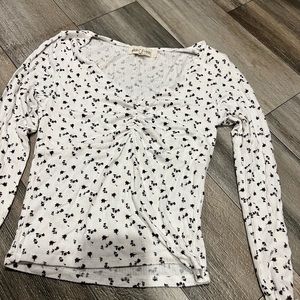 Long sleeve cropped shirt